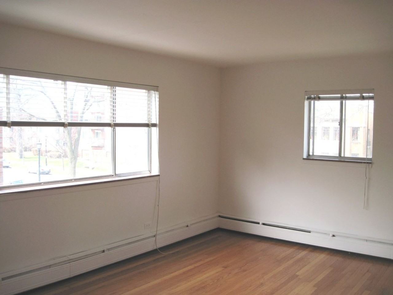 302 - *2518-24 Central Street Bldg* - Photo 4 of 5