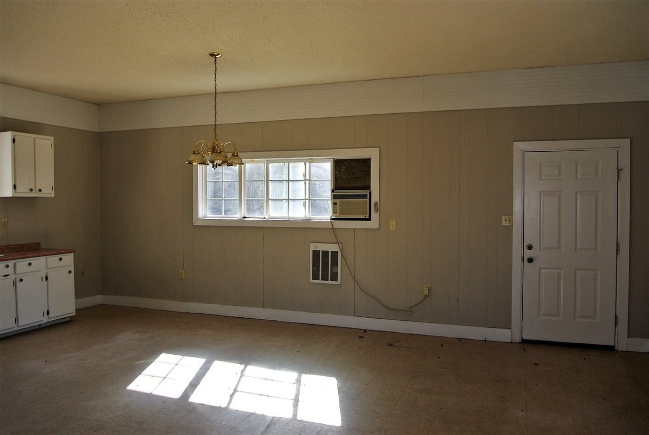 1187 1st Street Ext - Photo 5 of 14