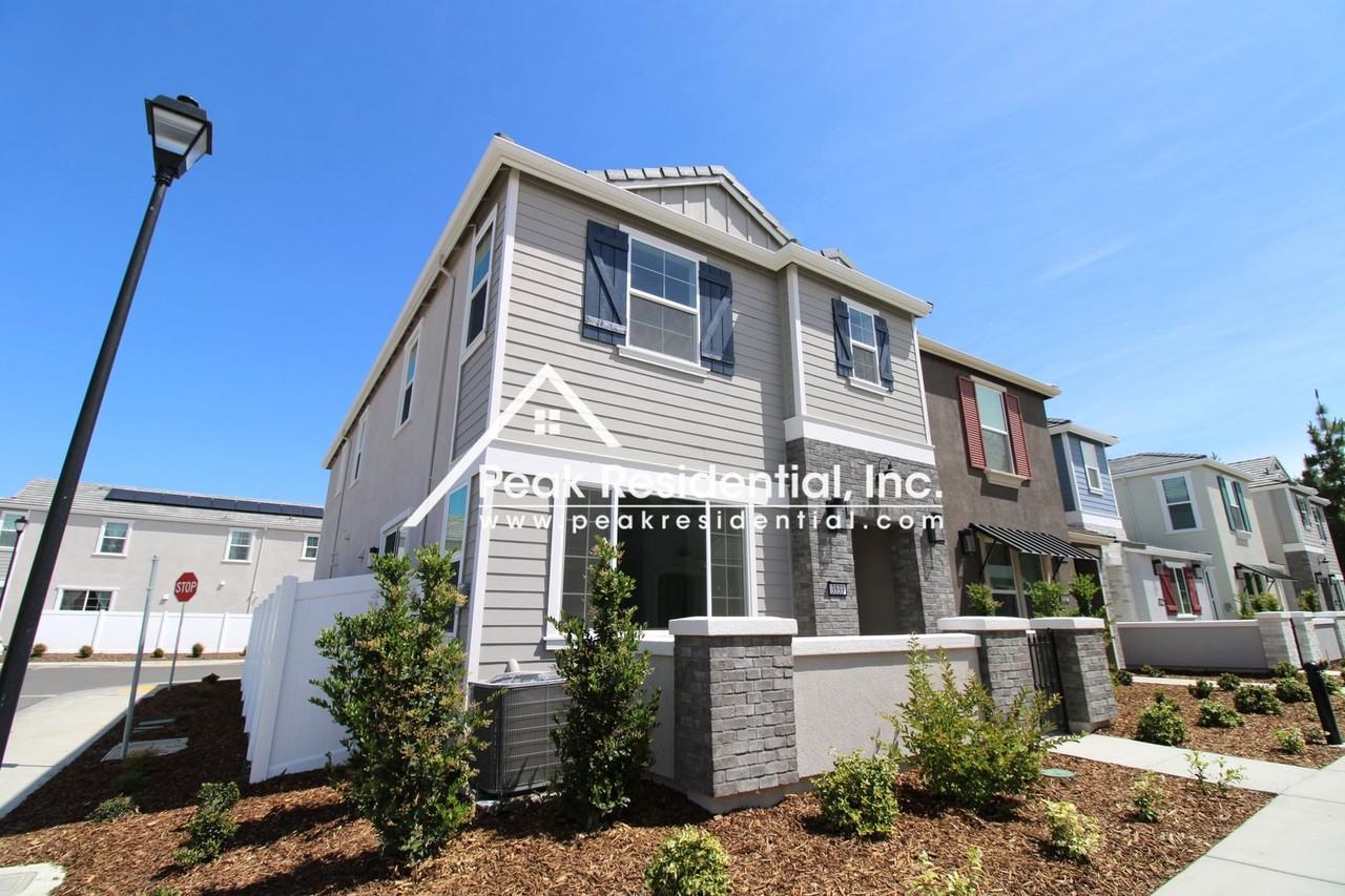 3533 Audubon Drive - Photo 2 of 42