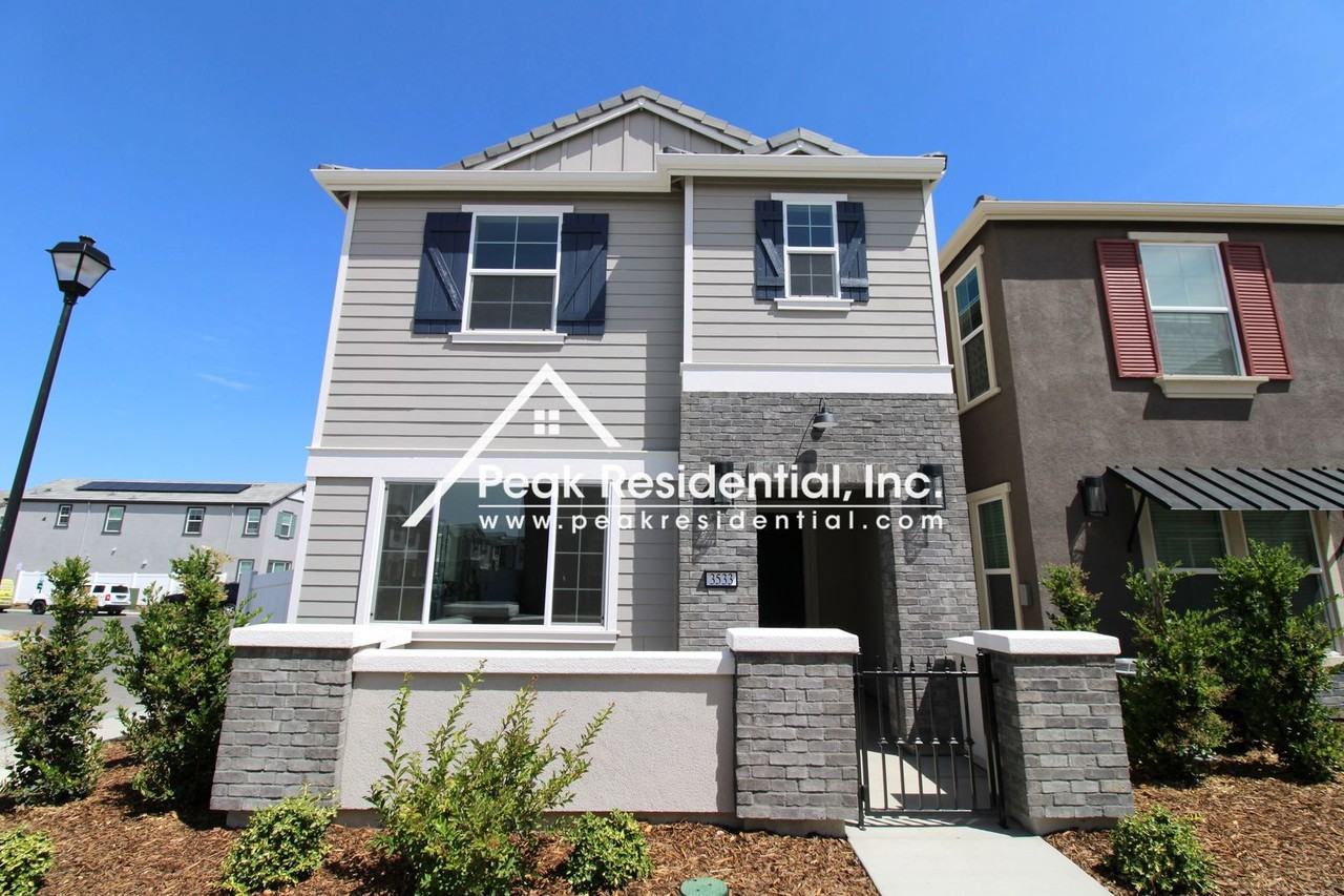 3533 Audubon Drive - Photo 3 of 42