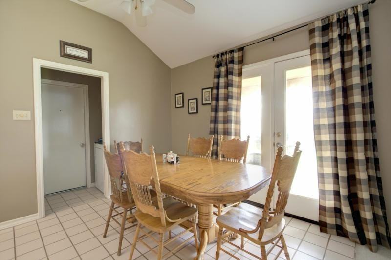4510 Silver Hollow Dr - Photo 4 of 13