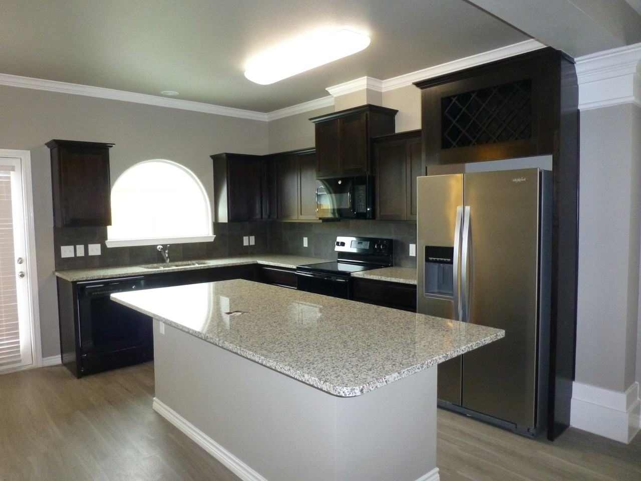 7426 Kolda Dr - Photo 3 of 17