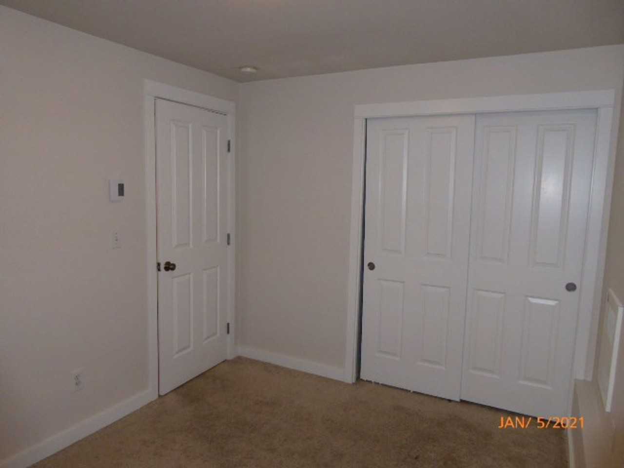 6415 9th Ave Ne #D - Photo 6 of 20