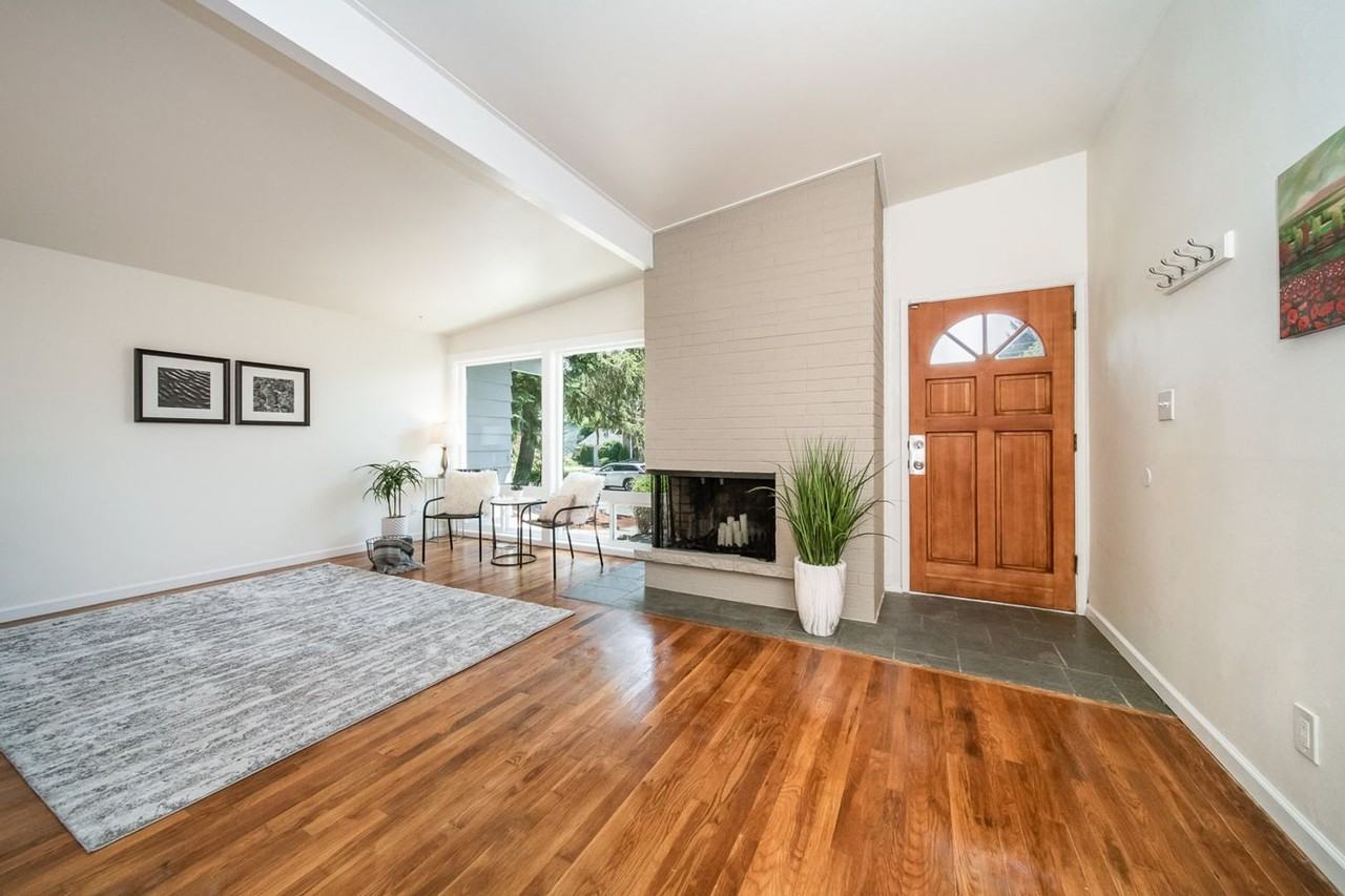 15618 Ne 1st Pl - Photo 4 of 21