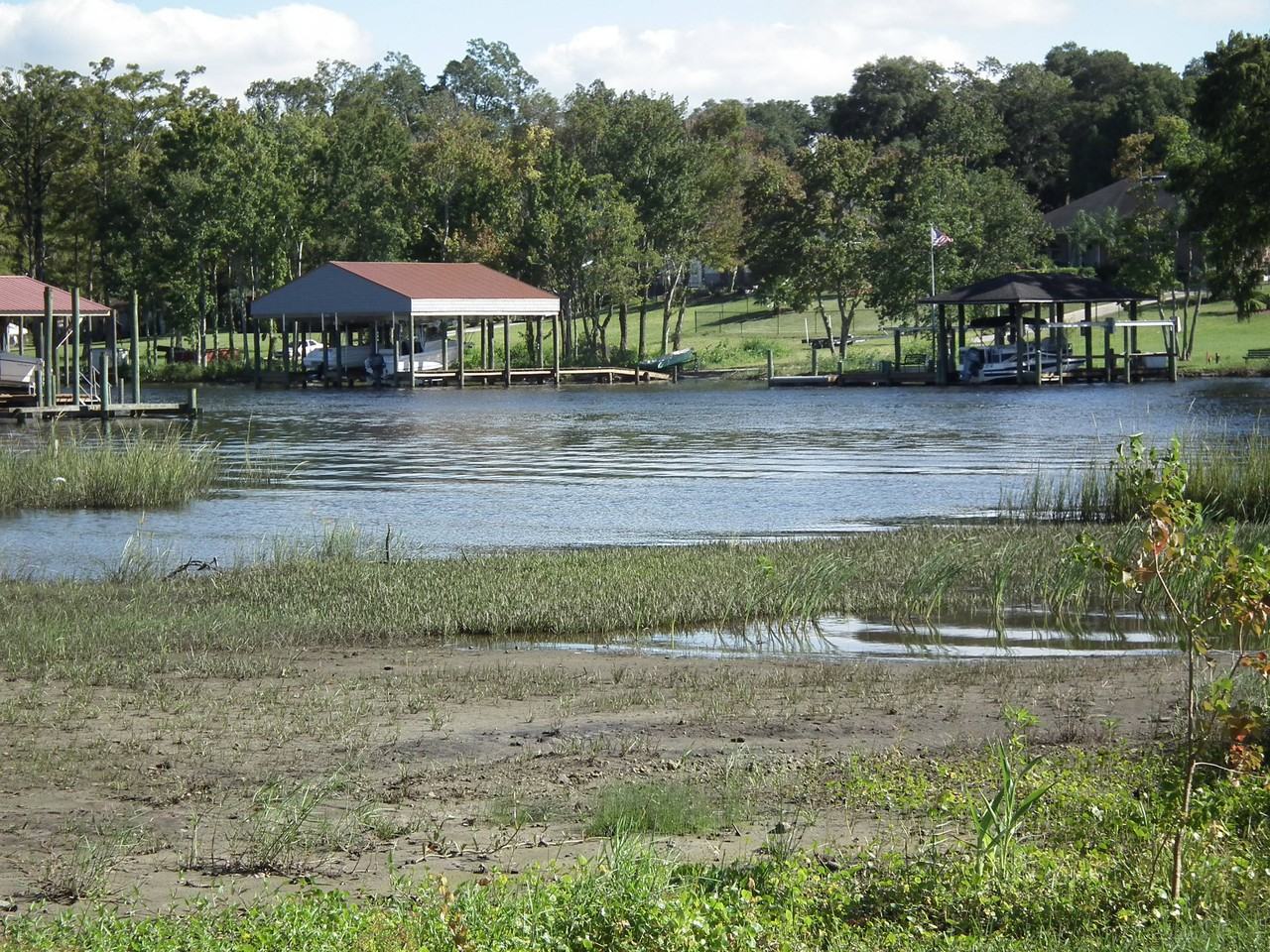 1186 Ovington Road - Photo 2 of 3