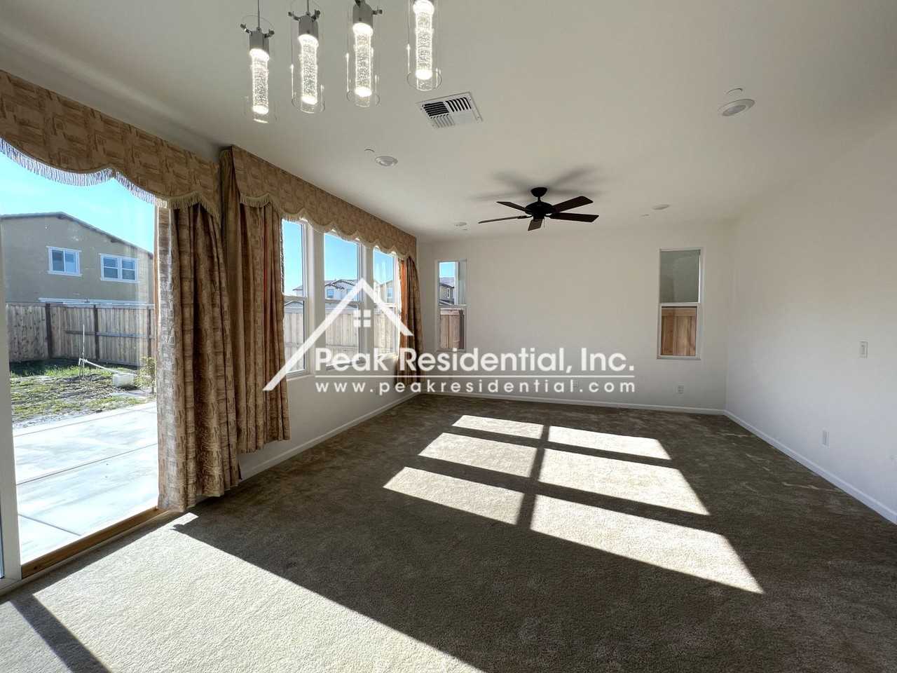 7 Tove Ct - Photo 2 of 28