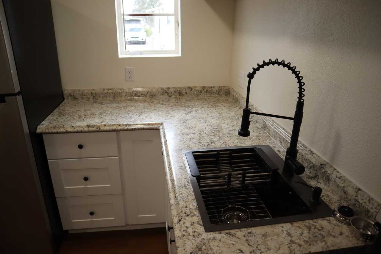 800 S Quarter Horse Ave - Photo 6 of 13