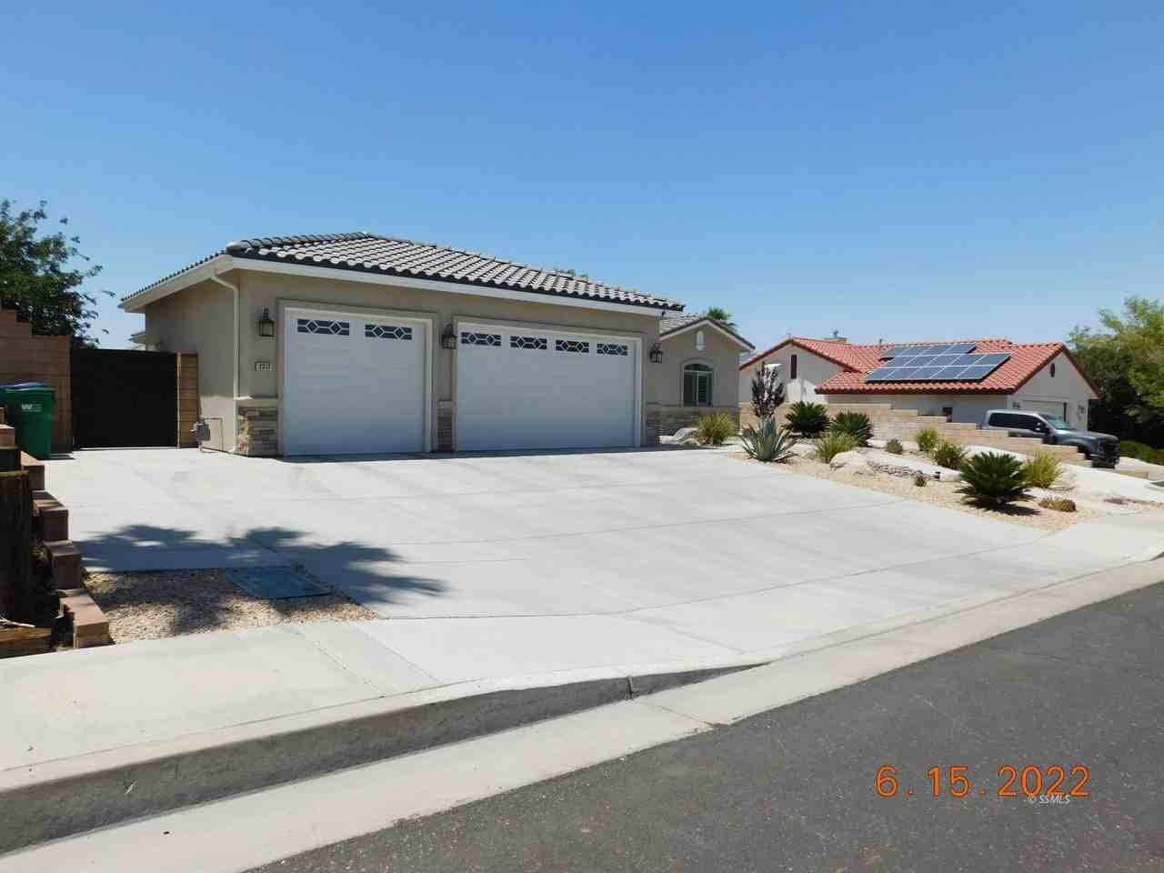 2313 S Del Rosa St - Photo 2 of 34
