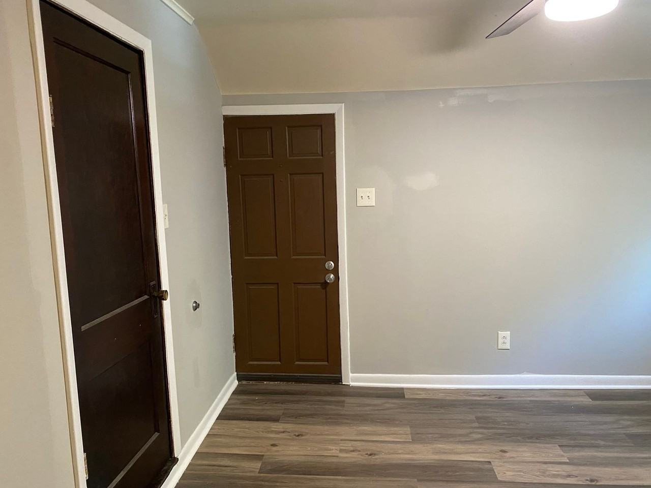 69 W 21st St, Chicago Heights, IL 60411 - Photo 3 of 13