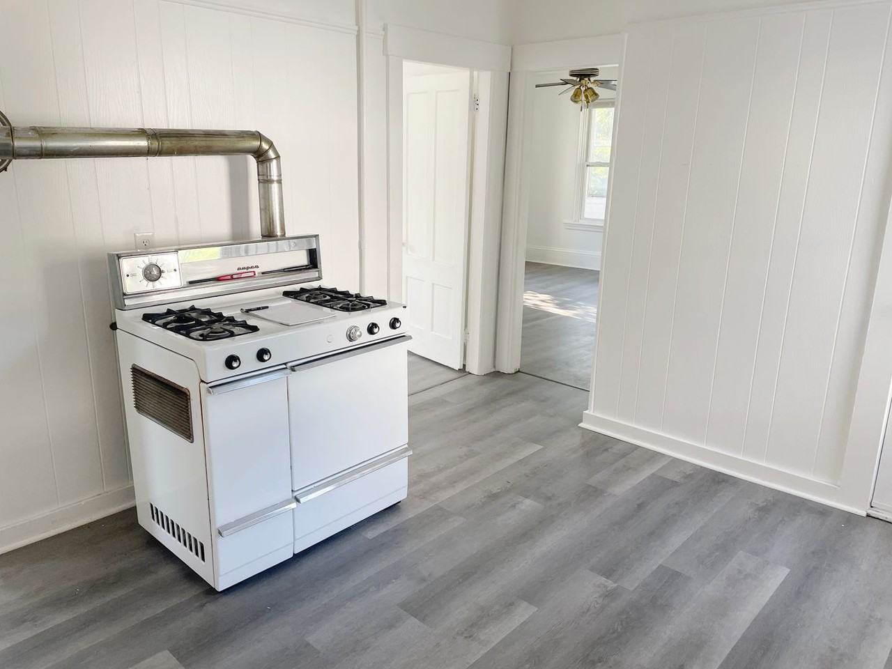 69 Granite Street - Photo 2 of 8