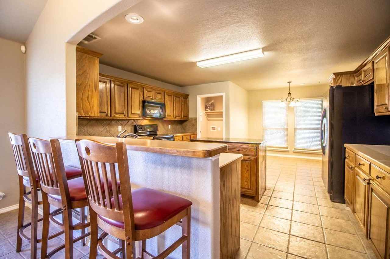 5032 Itasca St - Photo 5 of 15