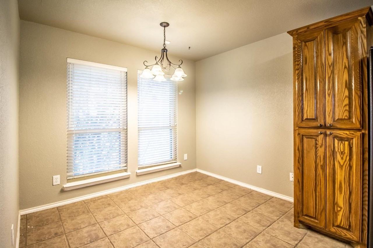 5032 Itasca St - Photo 6 of 15
