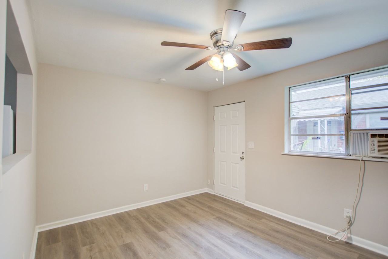 509B Stafford St - Photo 3 of 22