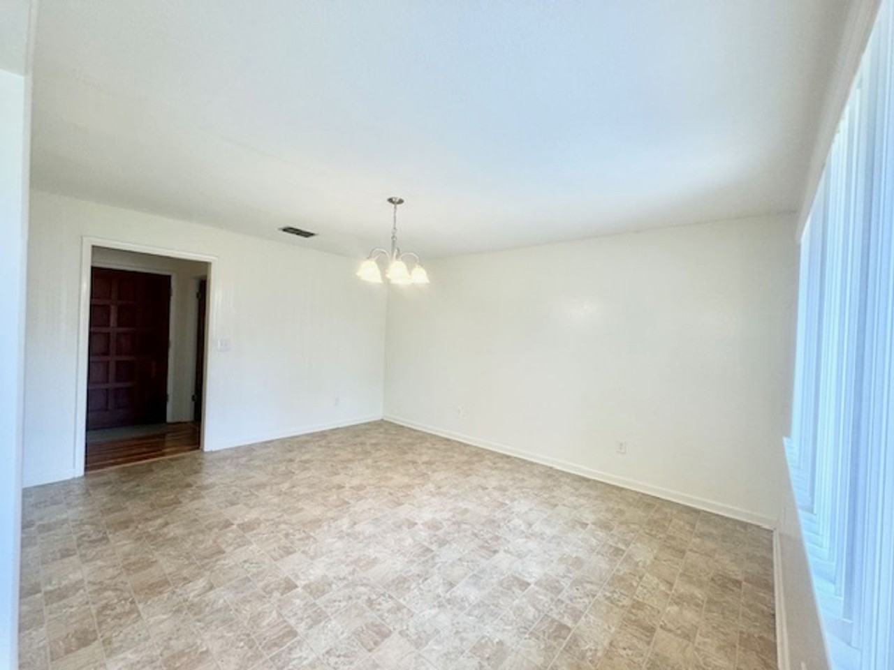 135 Perdido Cir - Photo 7 of 27