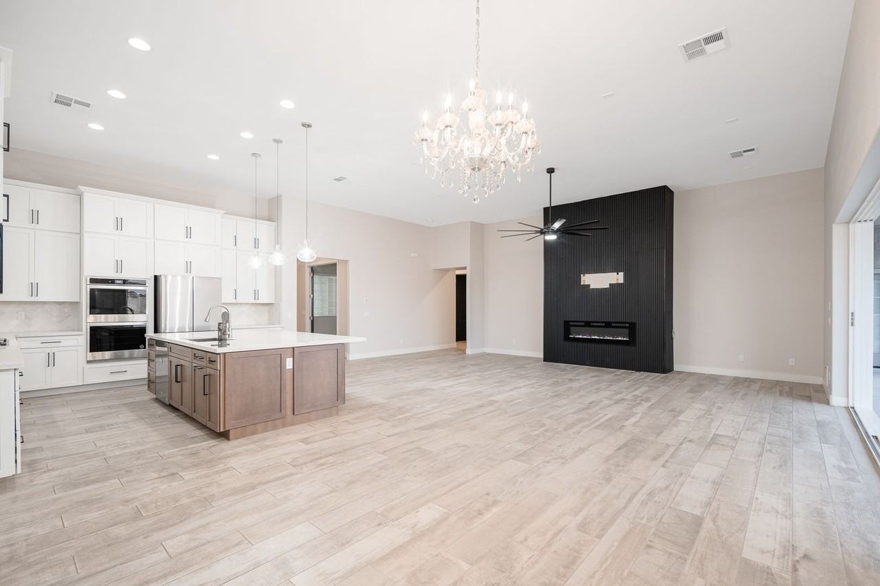 27426 N Gary Rd - Photo 4 of 50