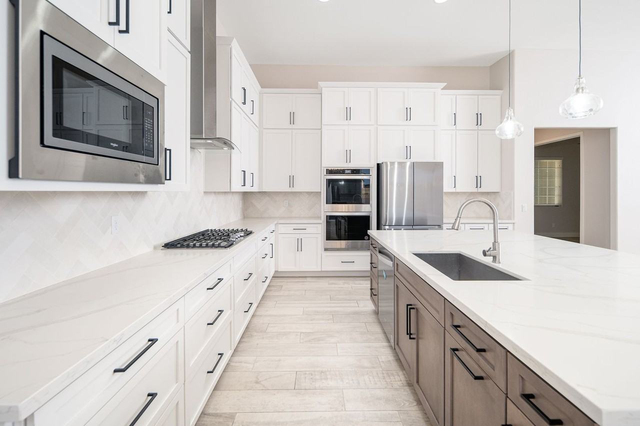 27426 N Gary Rd - Photo 6 of 44