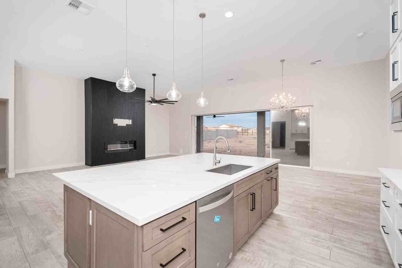27426 N Gary Rd - Photo 7 of 44