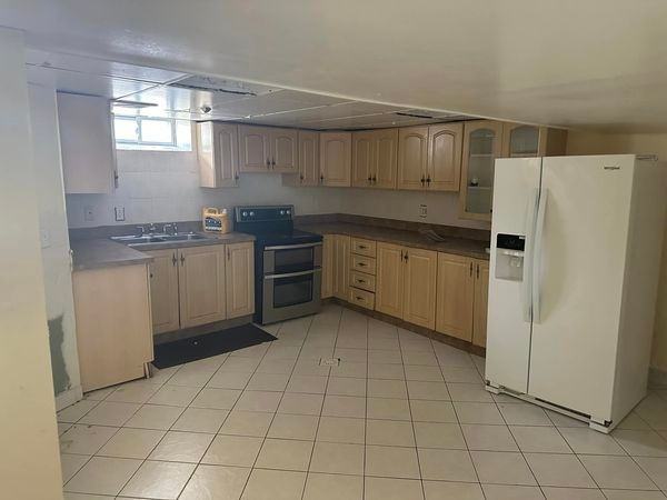 6111 Oakman Blvd - Photo 2 of 5