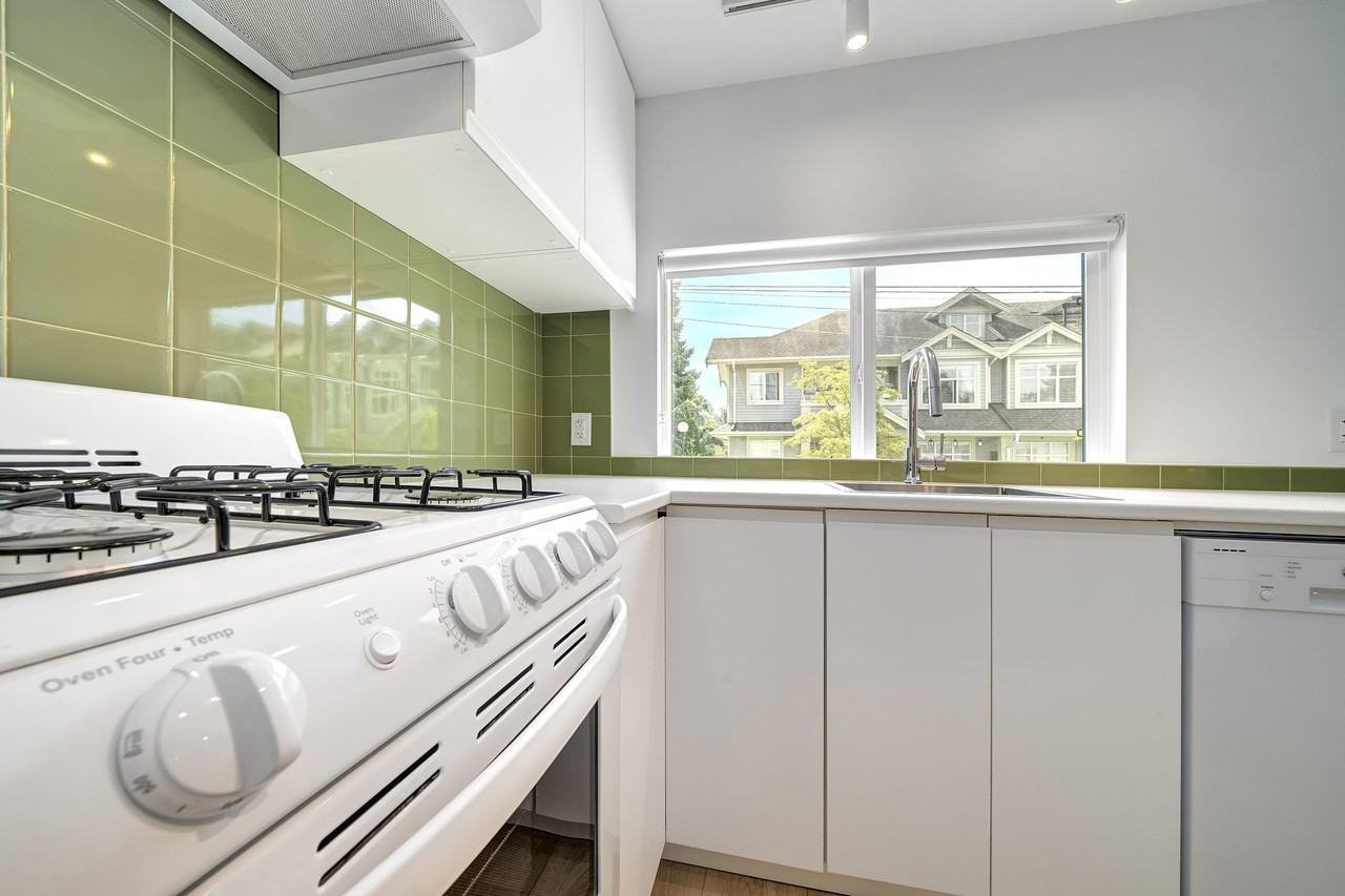 849 Maple Street #2 - Photo 4 of 12