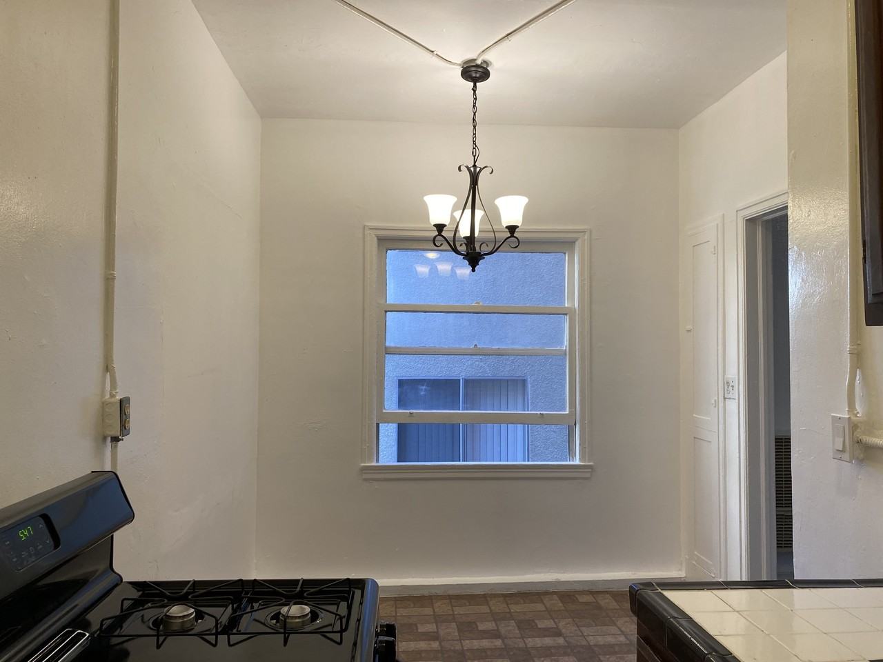 545 South Hobart Boulevard #209 - Photo 7 of 17