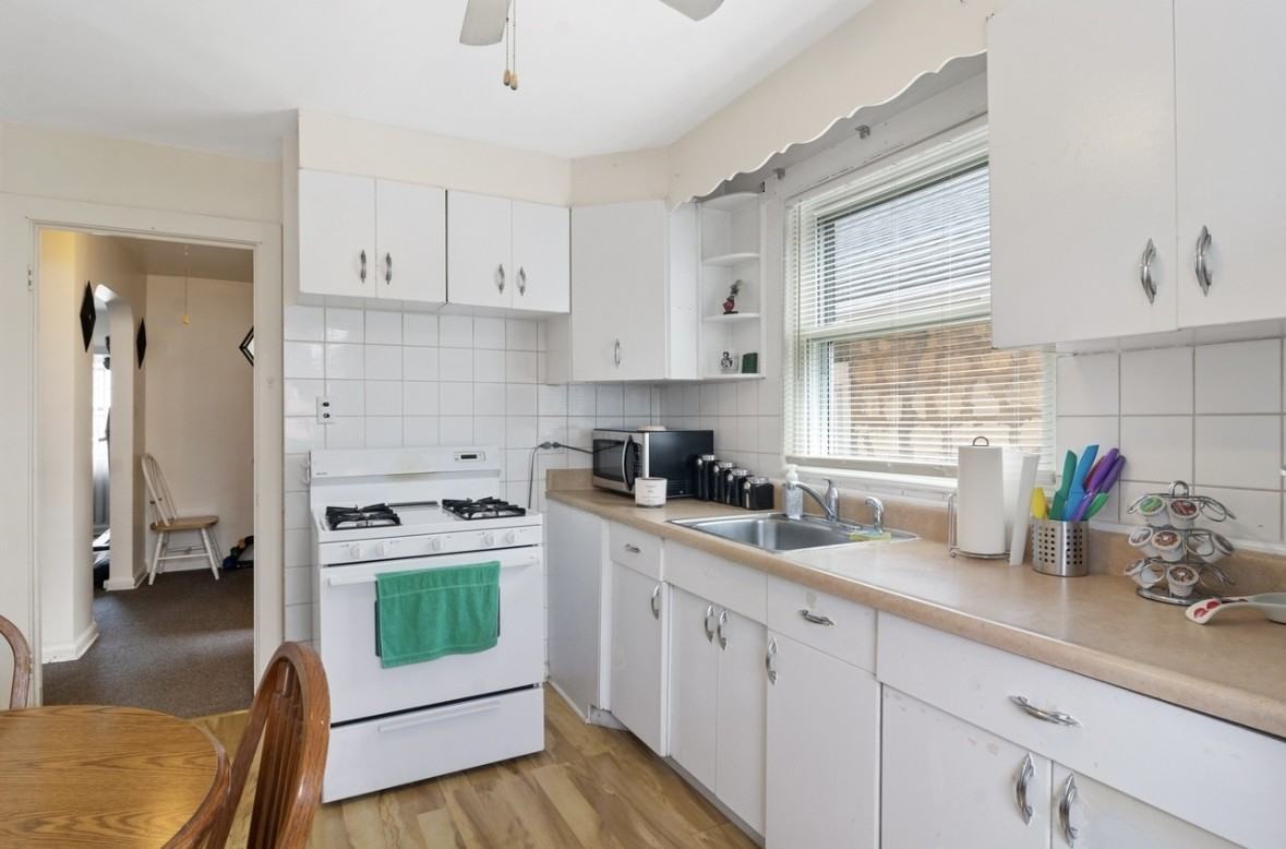 5332 S Moody Ave - Photo 3 of 5