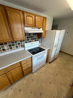 112 15th Ave Nw #NA - Photo 5 of 24