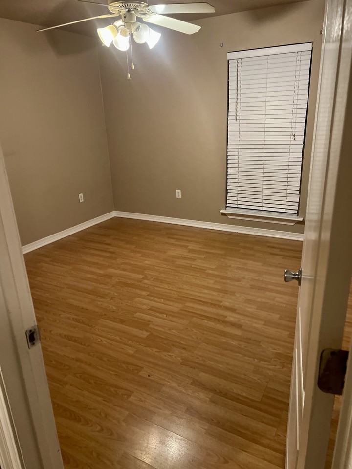 20244 Highway 190 E #2 - Photo 4 of 15