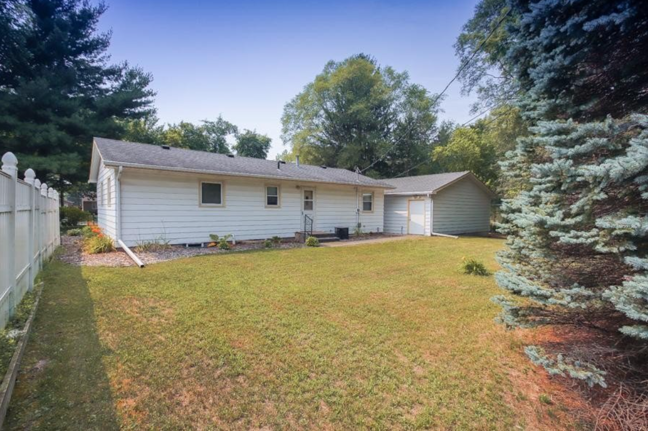8813 Griggs Ave #NA - Photo 2 of 2
