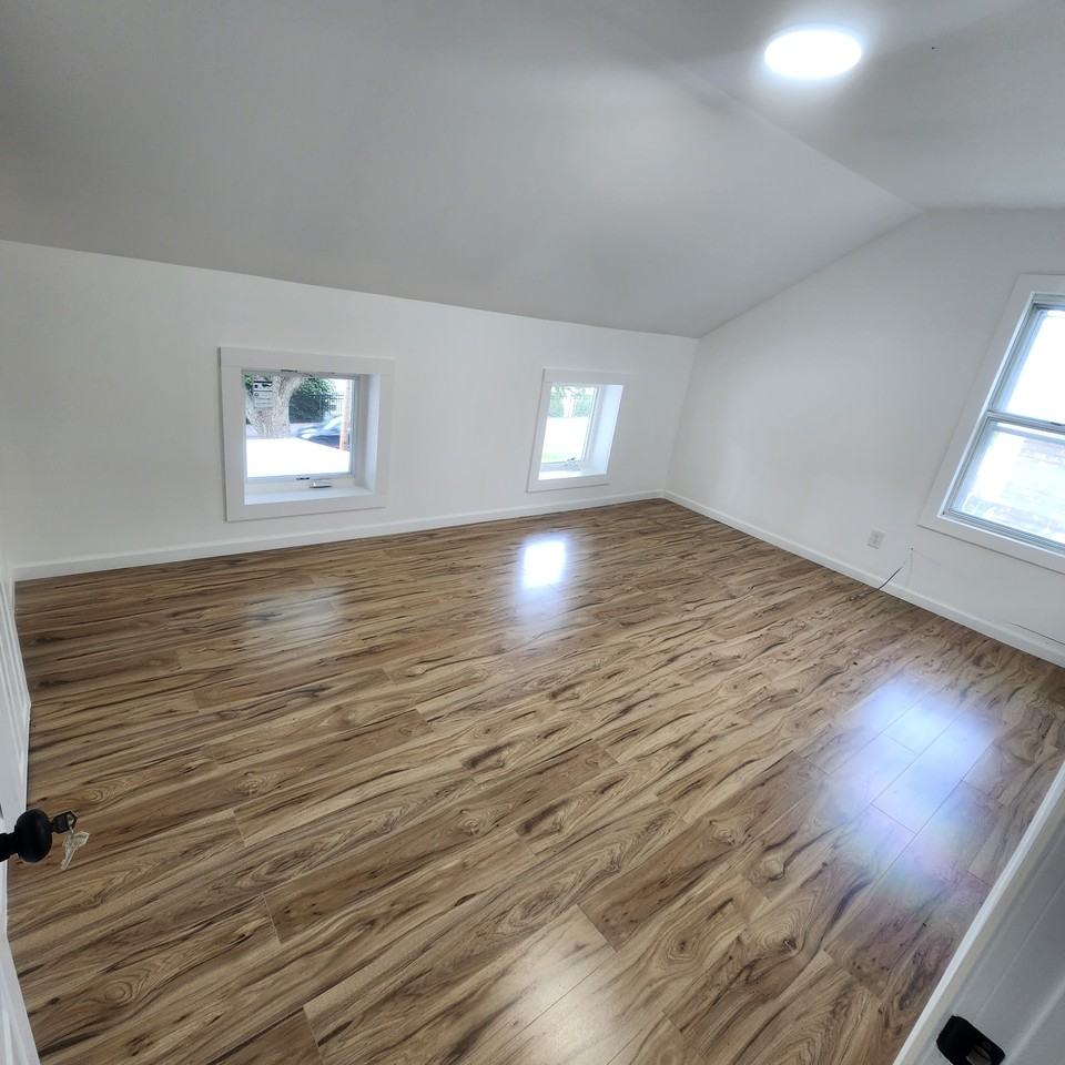 38 Ferry St #38 - Photo 3 of 20