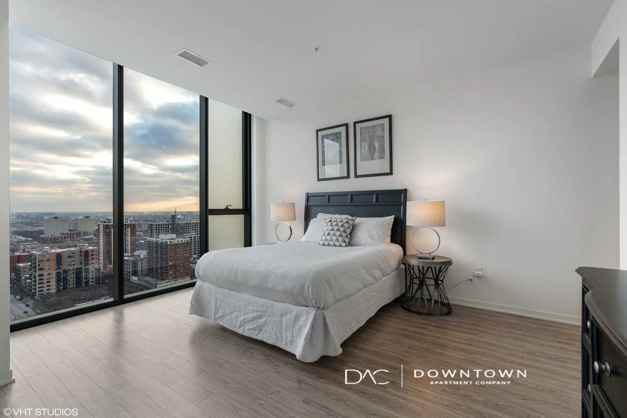 1330 S Wabash Ave #2006 - Photo 4 of 12