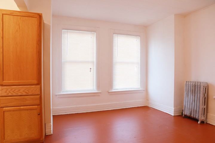 1916 S Sawyer Ave #2F - Photo 6 of 6