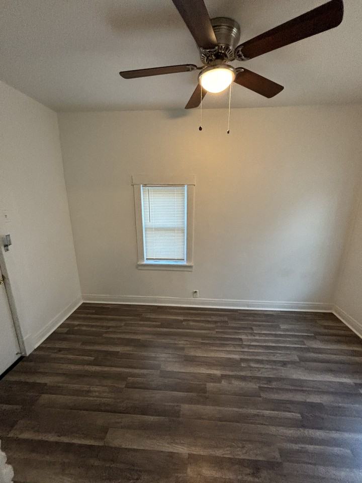 7945 South South Shore Drive #2S - Photo 6 of 25