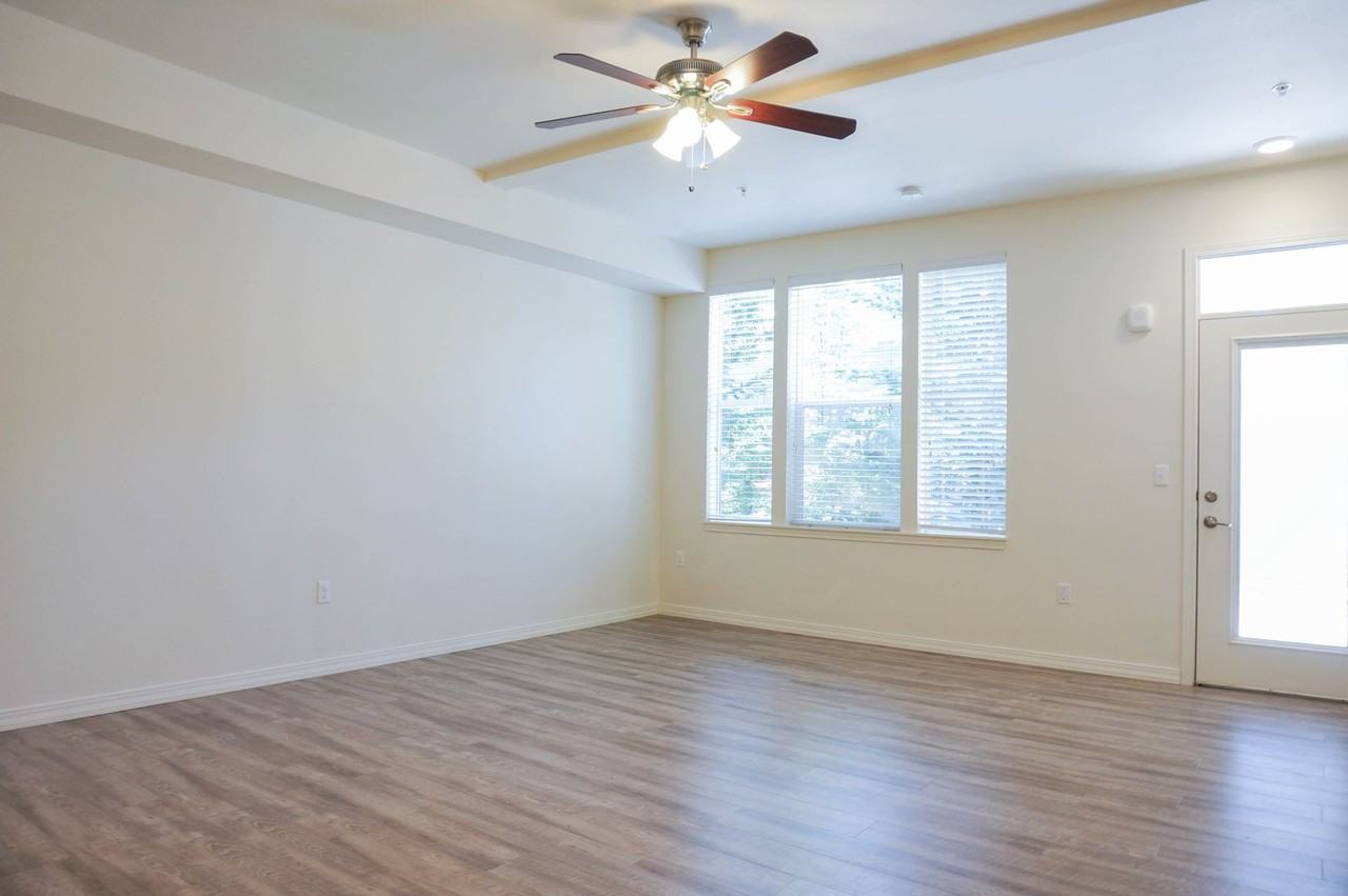 Ivanhoe (1 & 2) - Photo 4 of 15