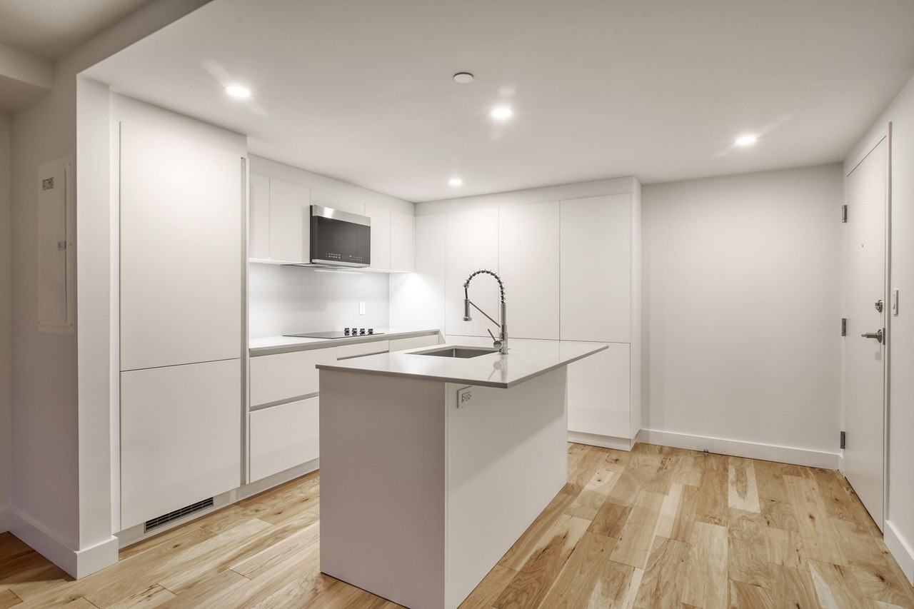 3460-peel-street-apartments-3460-rue-peel-montr-al-qc-h3a-2m1-zumper