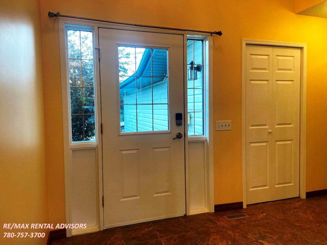 219 Wyman Lane Nw - Photo 2 of 23