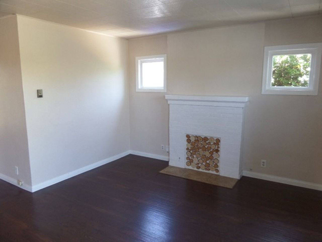 4863 Bancroft St - Photo 2 of 18