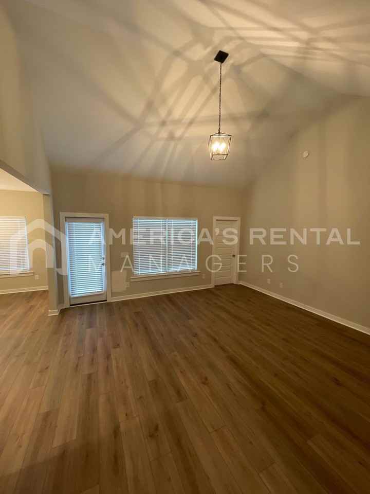 2158 Ellsworth Loop Rd Sw - Photo 7 of 40