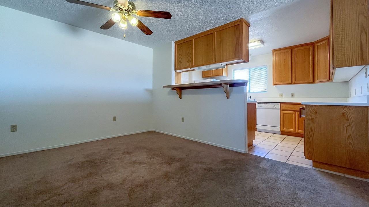 5563 Morongo Rd - Photo 5 of 23