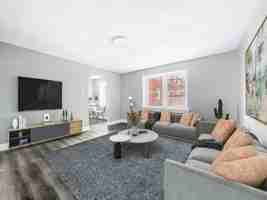 featured image of 430 W Manheim St