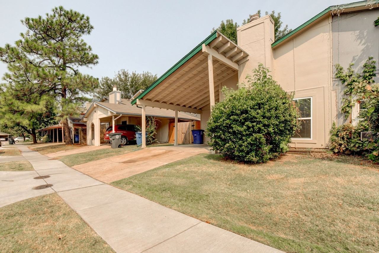 10825 E 15th Pl - Photo 3 of 27