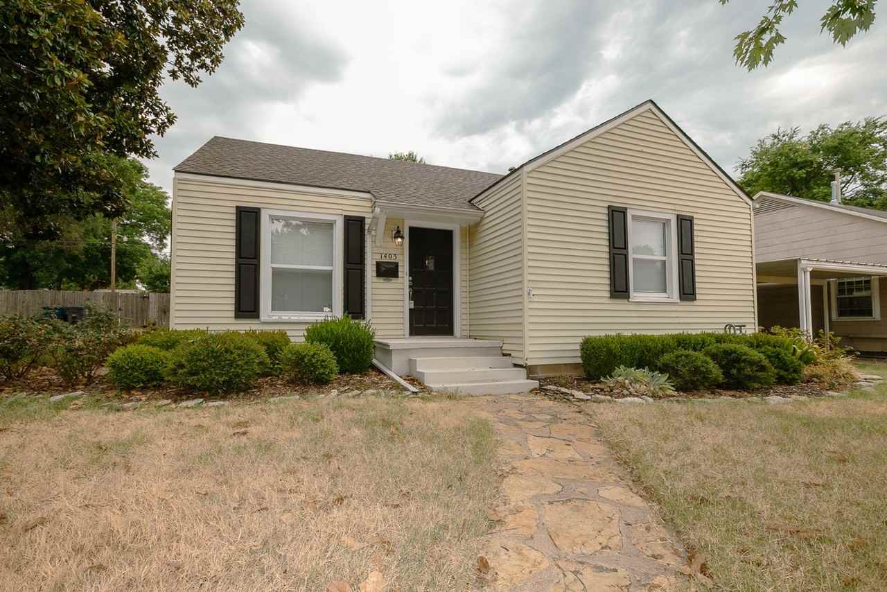 1403 S Quebec Ave - Photo 2 of 35