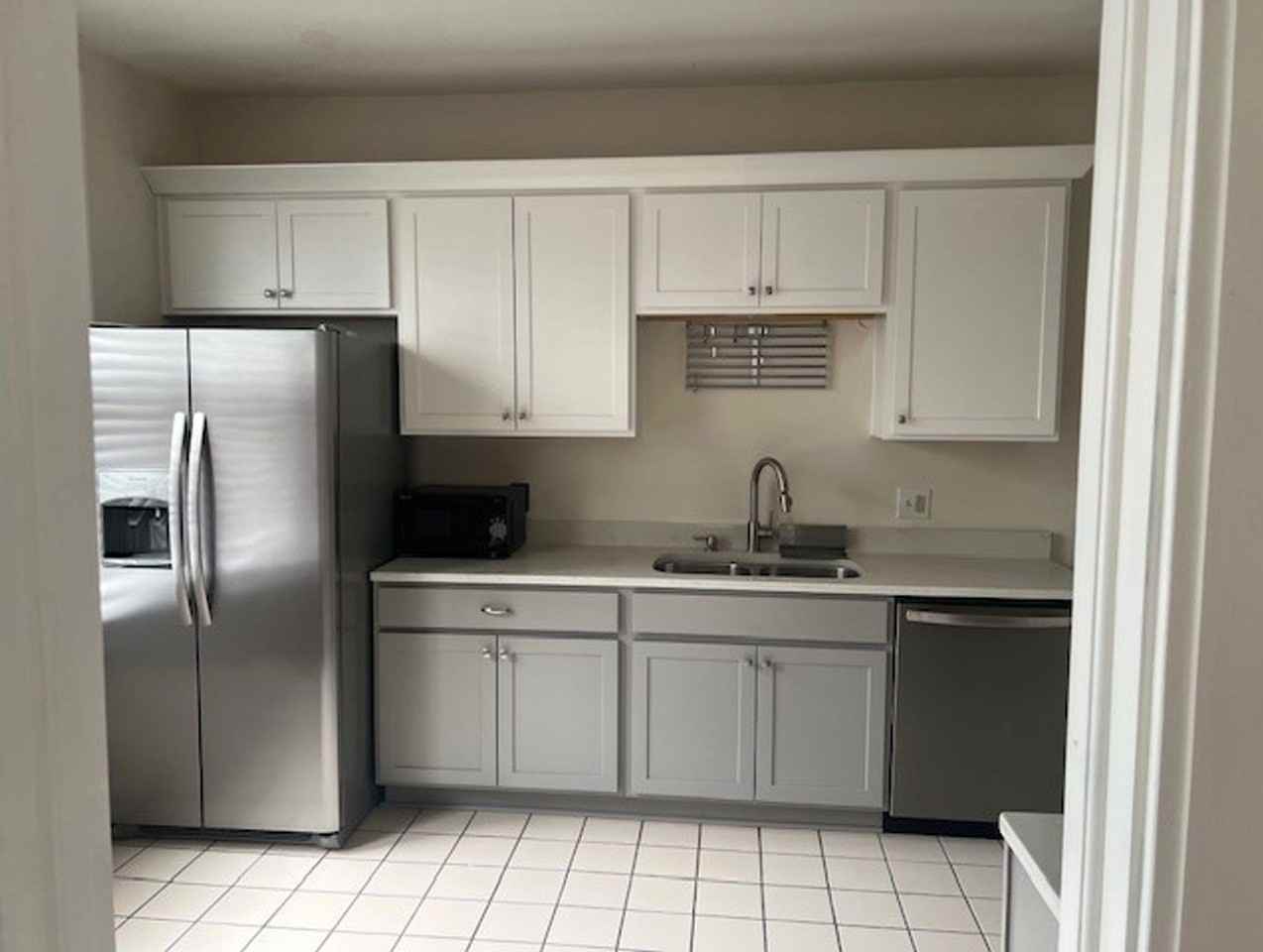 2101 N Pennsylvania St #6 - Photo 6 of 13