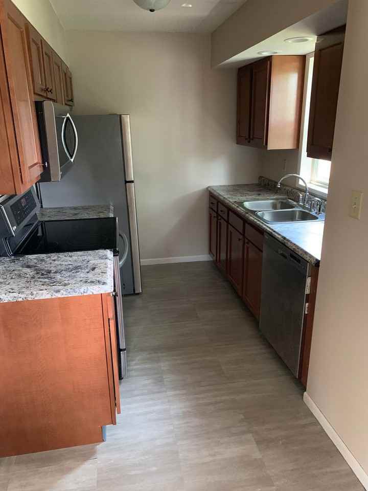 2021 10th Ave N - Photo 2 of 5