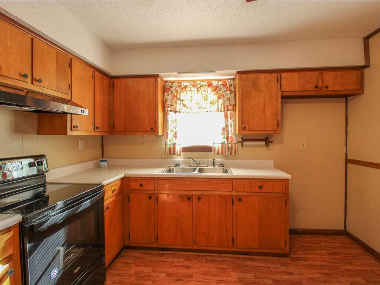 29402 8th Avenue East - Photo 5 of 22