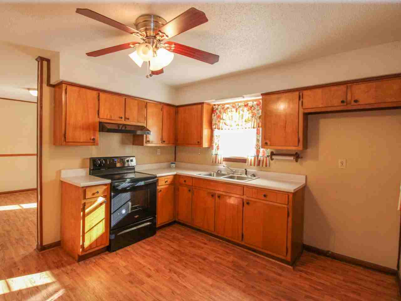 29402 8th Avenue East - Photo 6 of 22