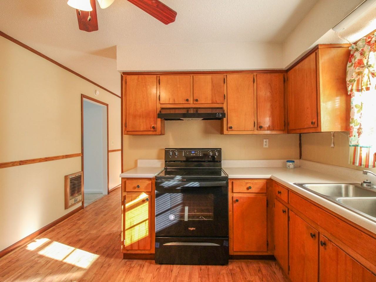 29402 8th Avenue East - Photo 7 of 22