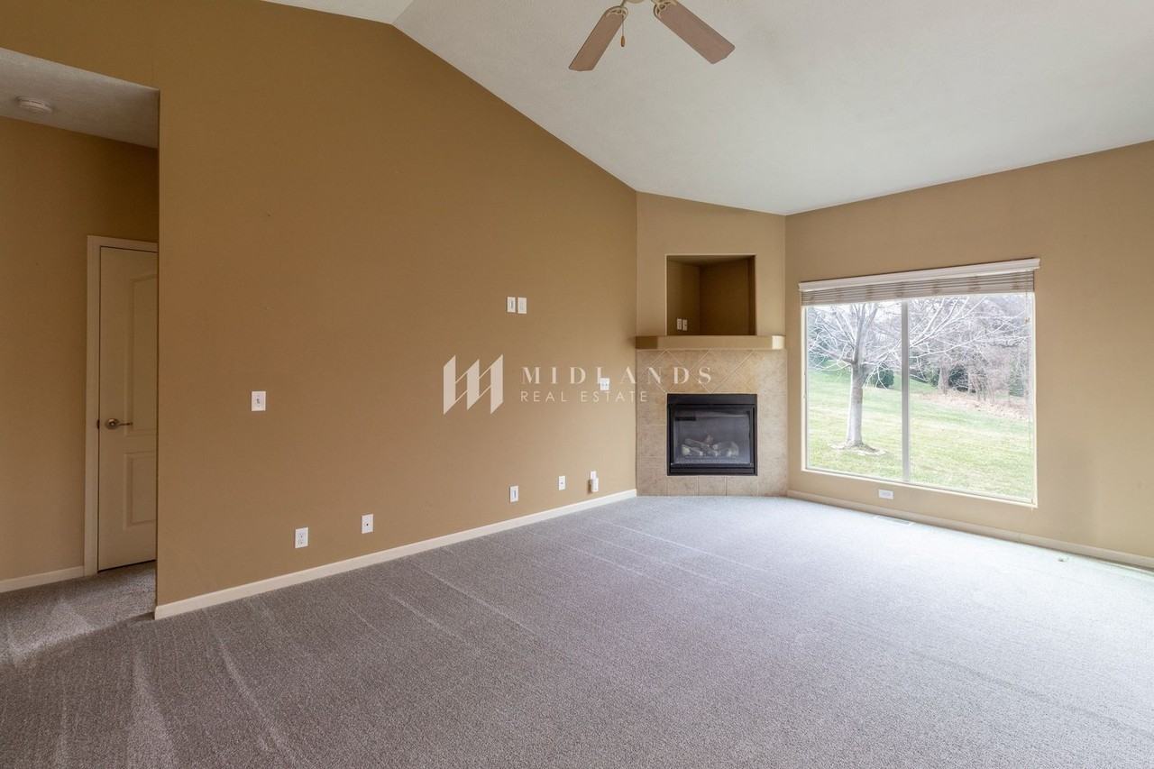 13514 S 14th Cir - Photo 5 of 19