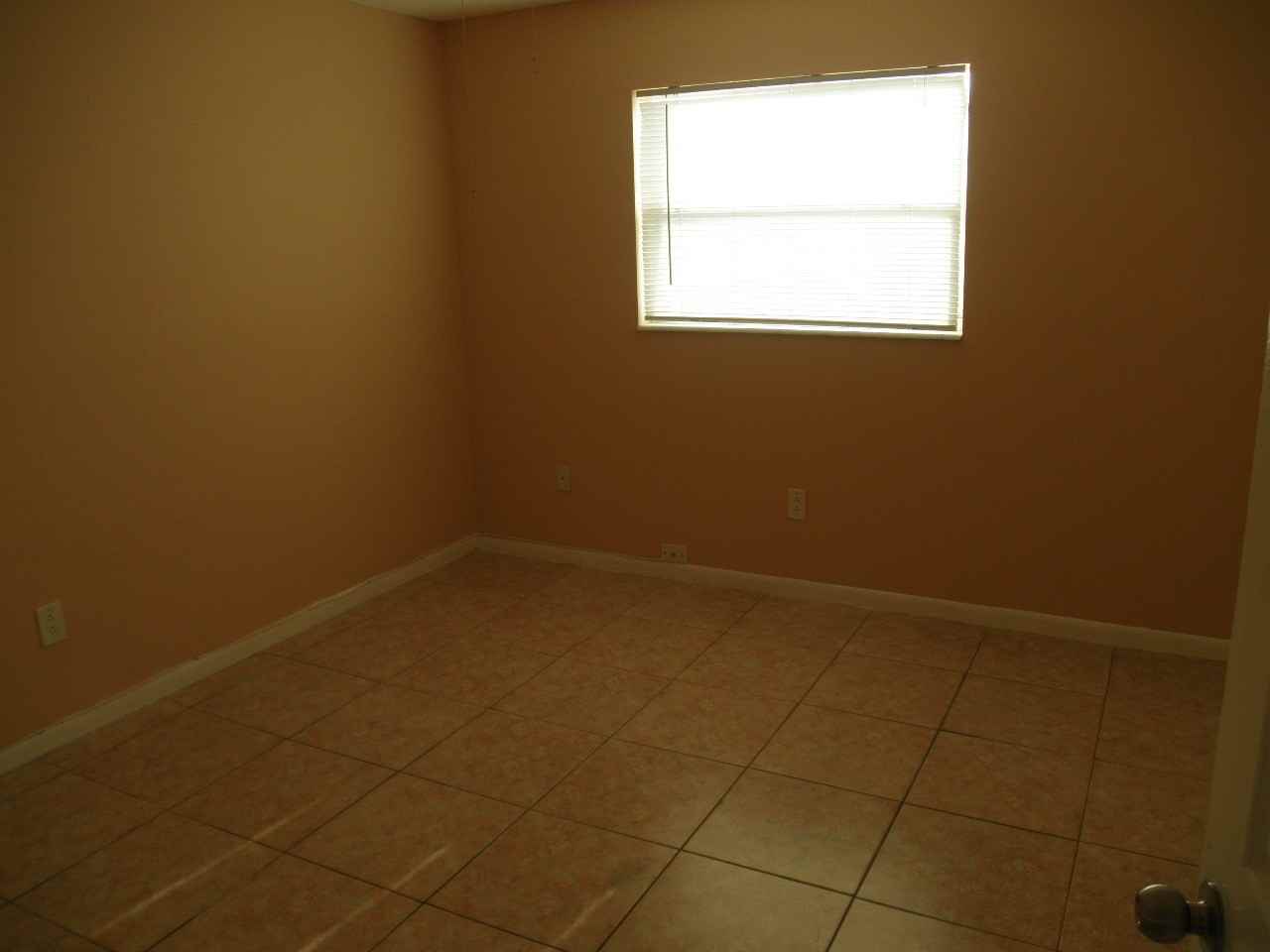 3958 Pesiri Ln - Photo 7 of 9