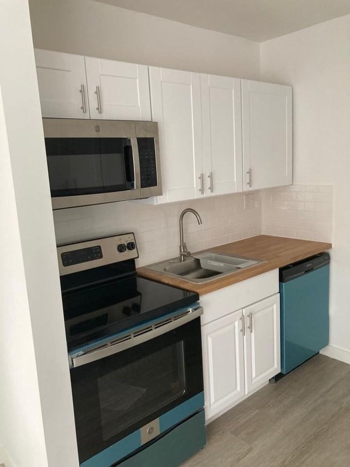 3753 Delor St - Photo 5 of 15