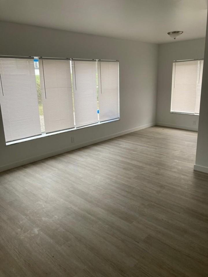 3753 Delor St - Photo 7 of 15